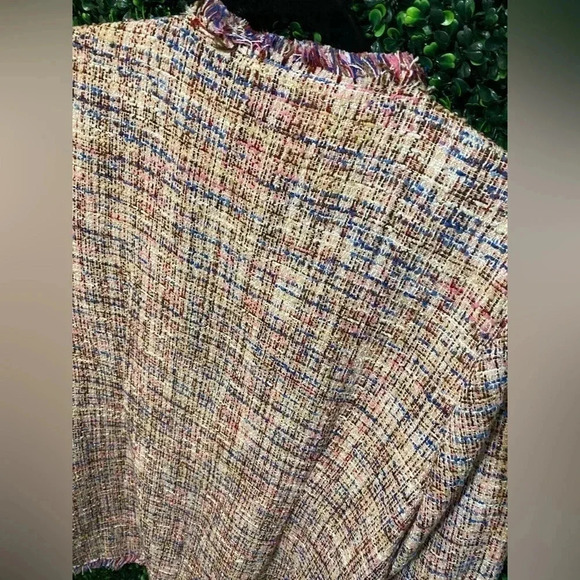 Laundry By Shelli Segal - Boucle Knit Textured Fringe Trim Jacket - Size Medium - Picture 7 of 10